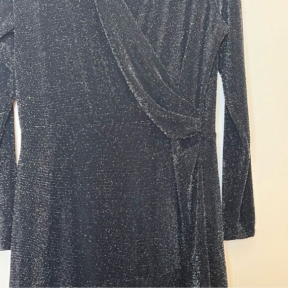 Michael Michael Kors, Metallic Knit Wrap Cocktail Dress, 1X Black, Gold, Silver - Picture 5 of 14